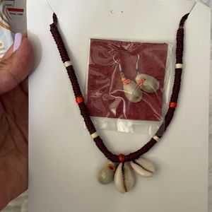 Necklace and earring set